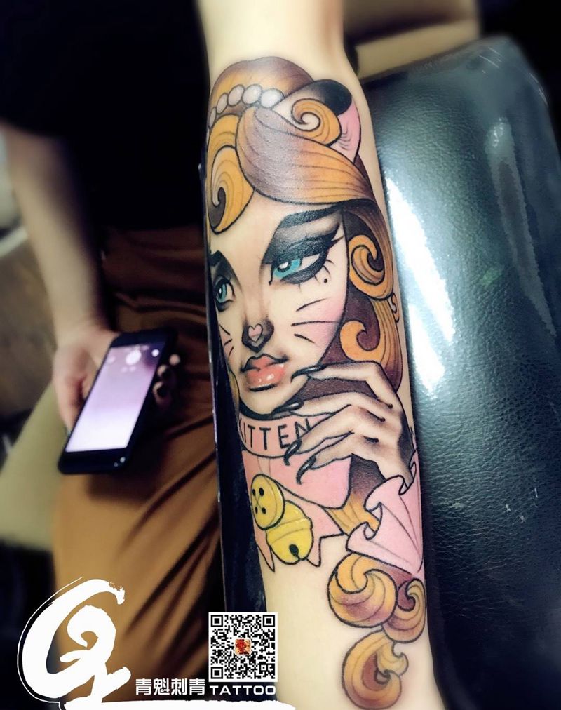 Kitten粉。纹身图片