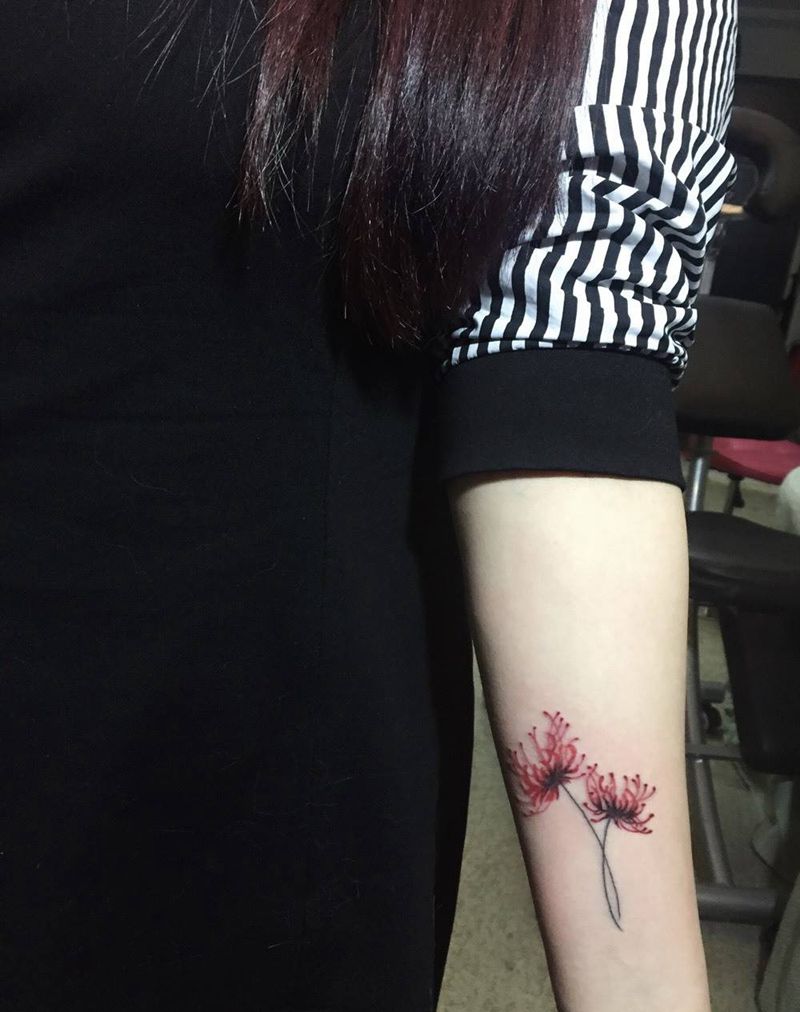 彼岸花纹身图片