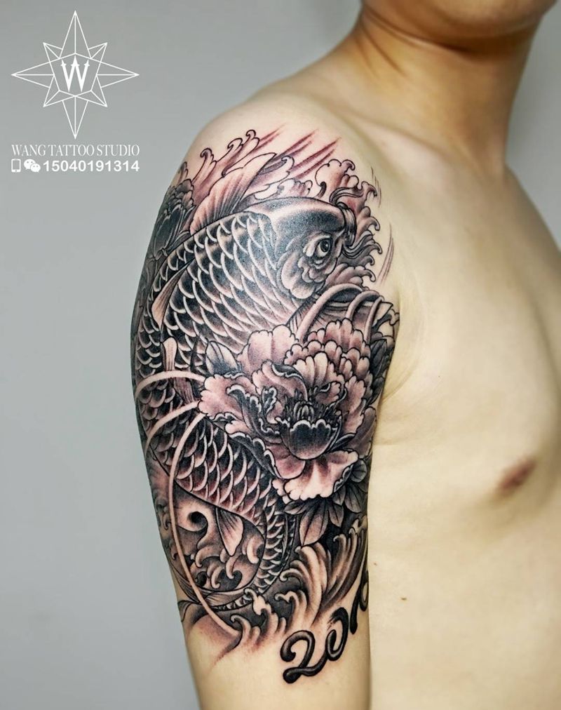 鲤鱼牡丹纹身图片_成品手臂传统动物植物纹身图案