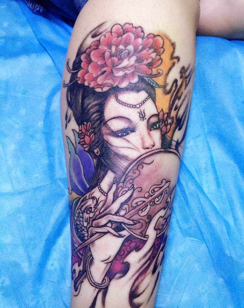小腿艺妓纹身图片