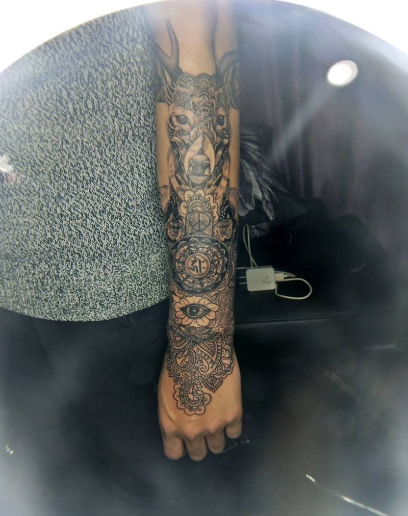 鹿纹身图片_手臂几何纹身图案