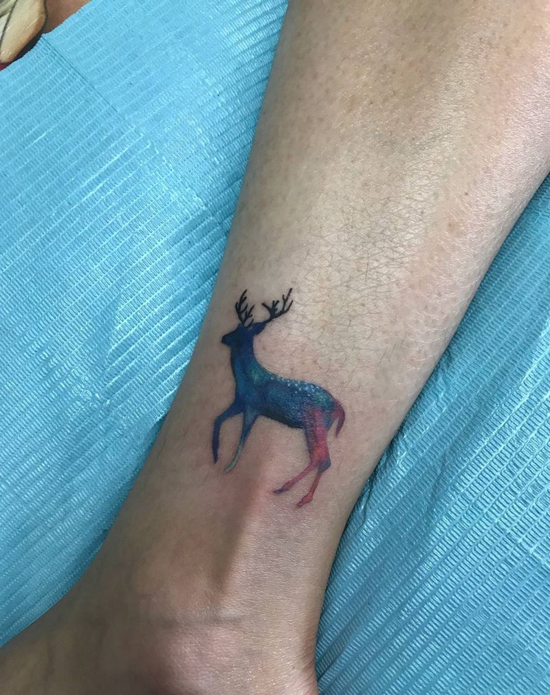 九色鹿纹身图片