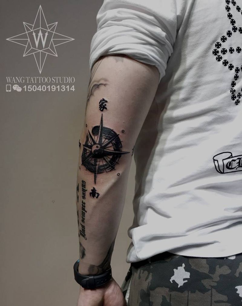 指南针纹身图片_成品手臂欧美几何静物纹身图案