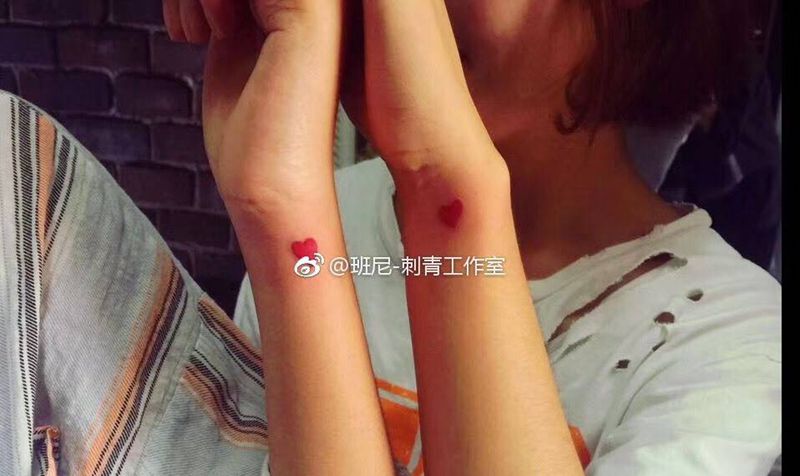 闺蜜秀纹身图片