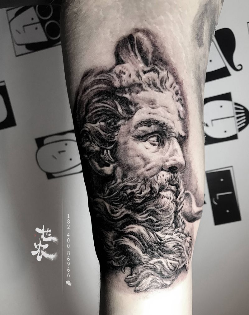 【写实波塞冬】纹身图片_手臂胸部欧美写实新传统波塞冬海神神话人物纹身图案