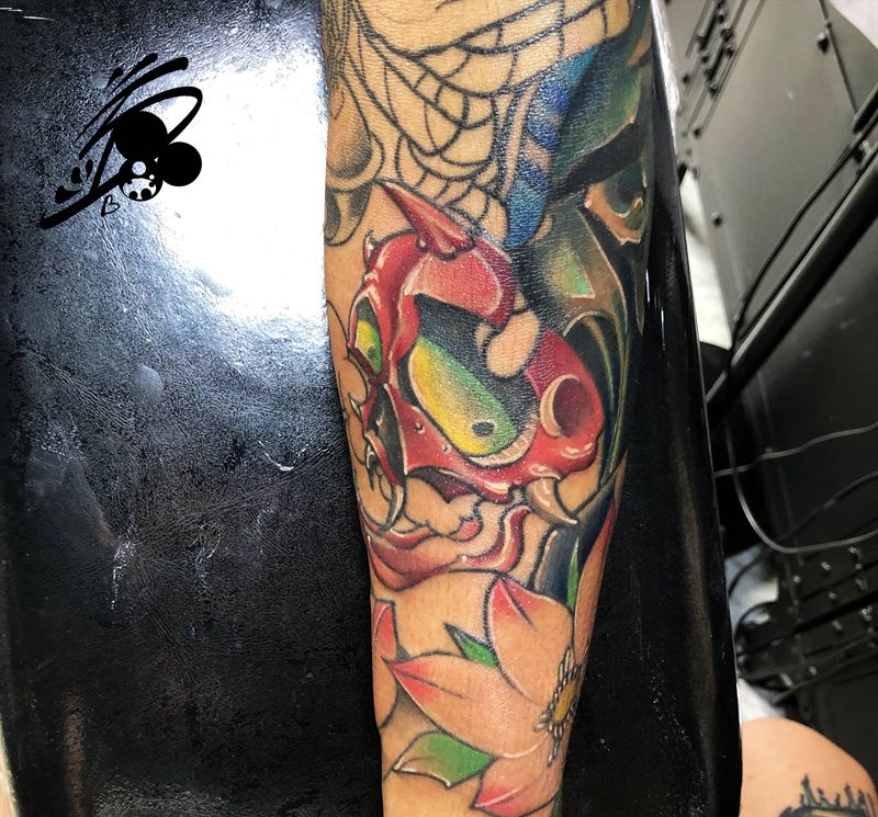 恶搞自由女神纹身图片_手臂New School自由女神般若樱花纹身图案