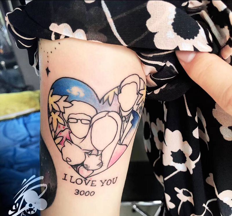 不一样的全家福纹身图片_手臂水彩水墨人物动物全家福纹身图案