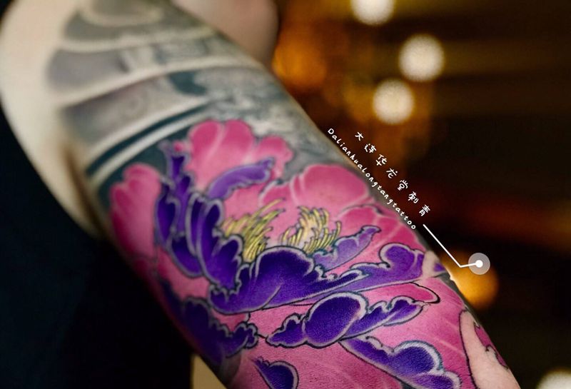 大连华龙堂刺青纹身图片_手臂水墨水彩纹身图案