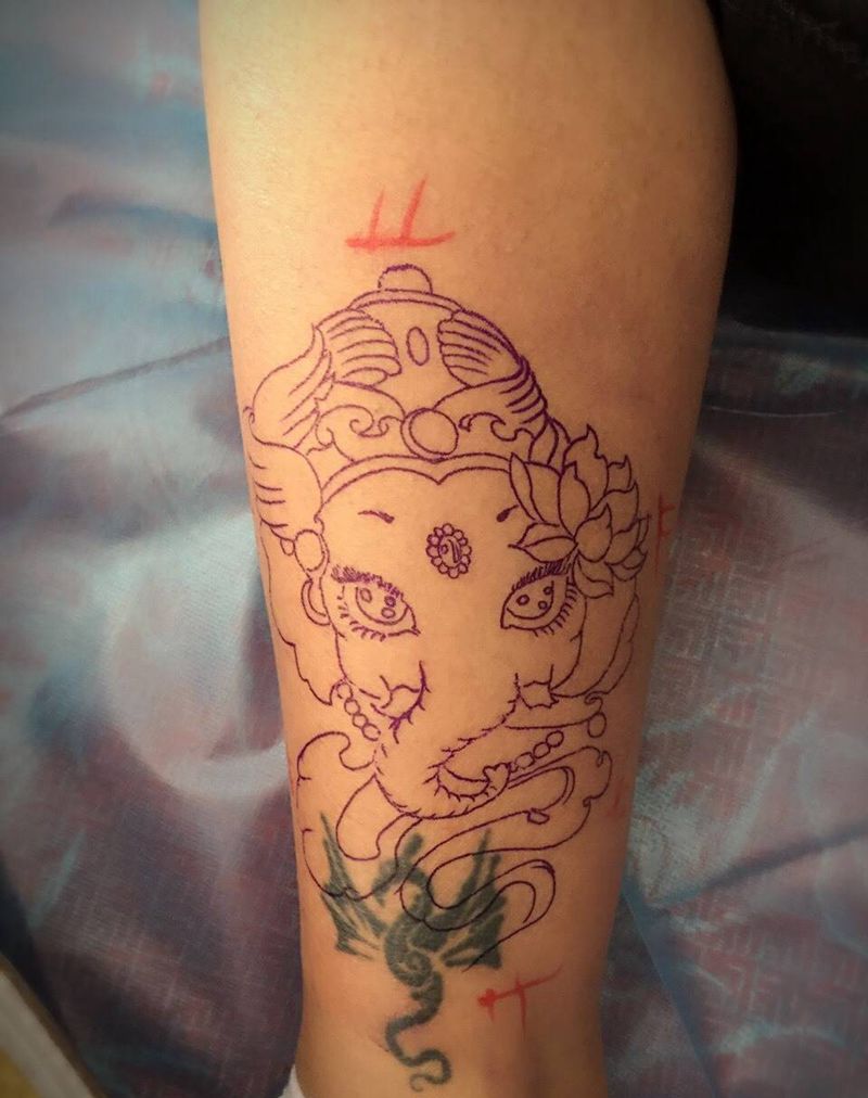 遮盖纹身图片_腿部纹身图案