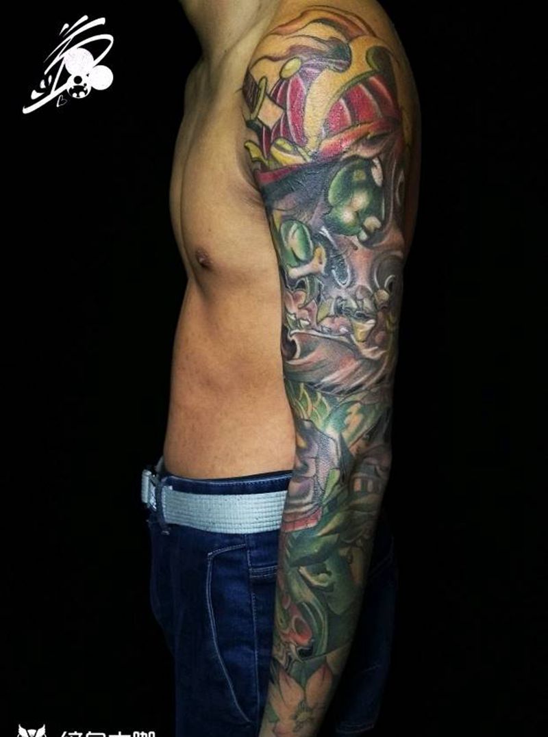 鬼武士花臂纹身图片_手臂New School鬼武士自由女神般若纹身图案