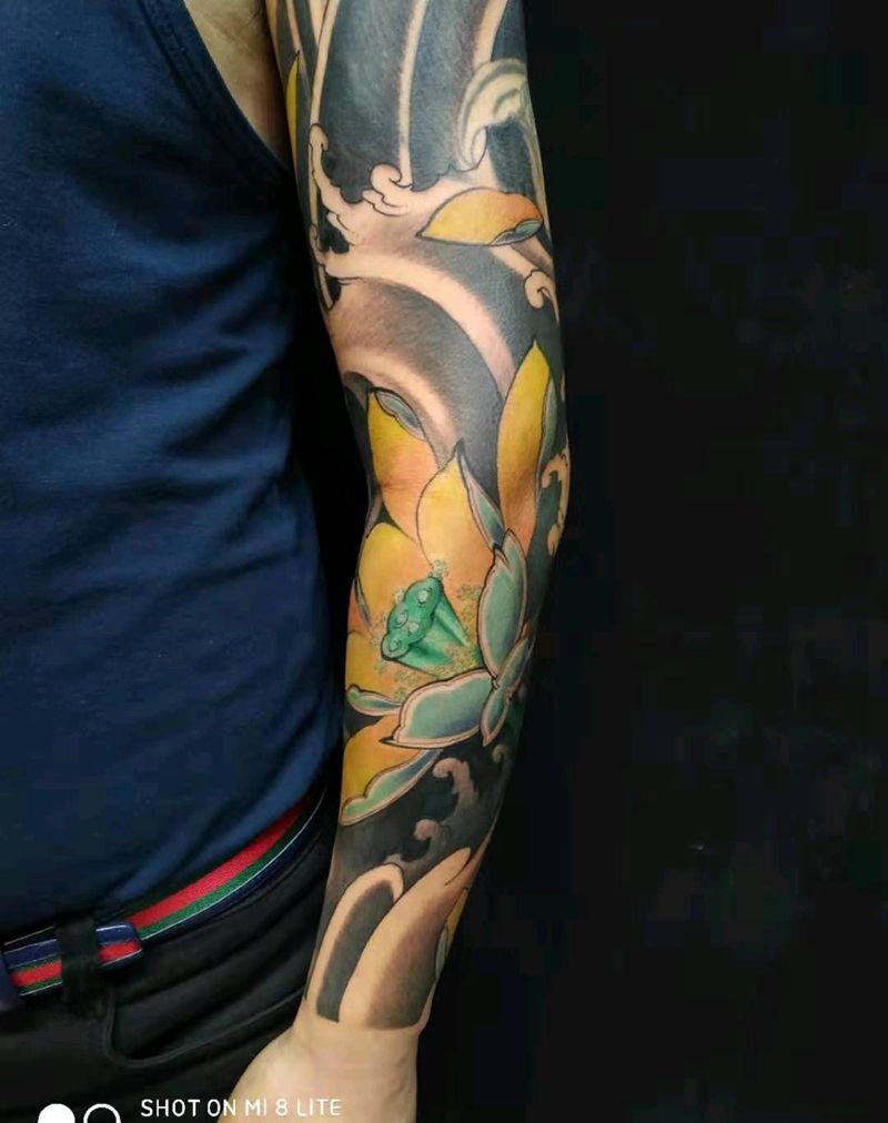 谷主家原创莲花纹身图片_手臂新传统纹身图案