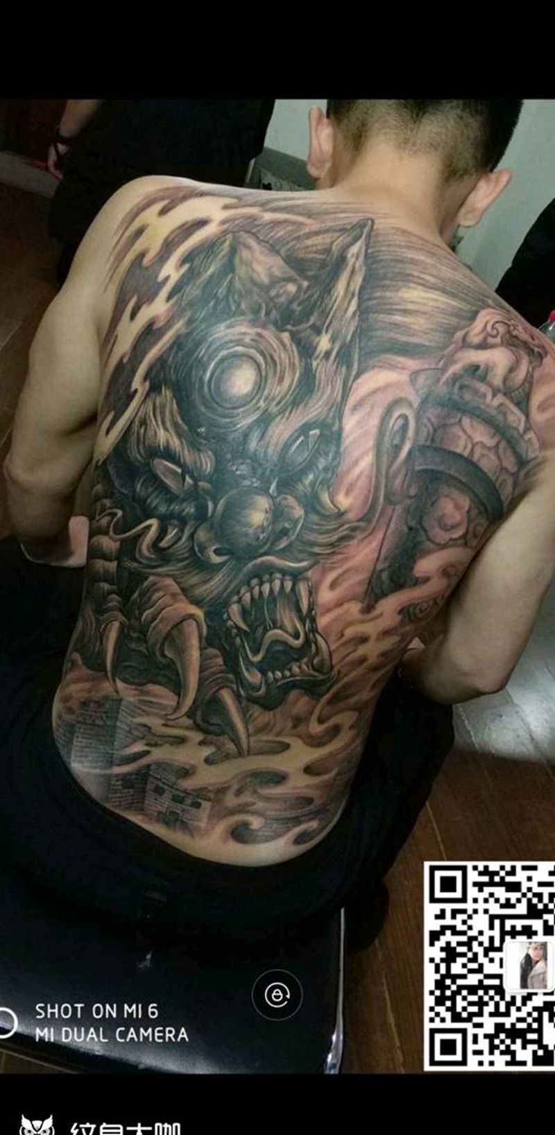 龙游华夏纹身图片_背部新传统欧美写实纹身图案