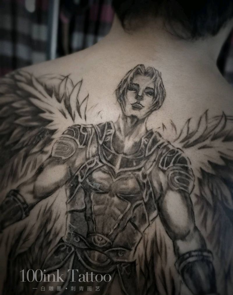 迎接胜利之光纹身图片_背部手臂欧美写实六翼天使大天使纹身图案