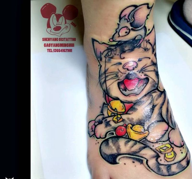 原创猫纹身图片_脚部欧美清新动物原创成品纹身图案