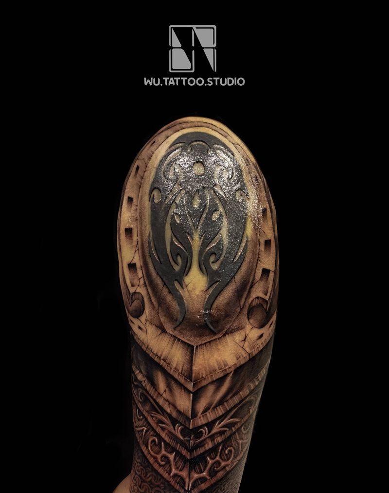 添加盔甲纹身图片_手臂欧美写实纹身图案