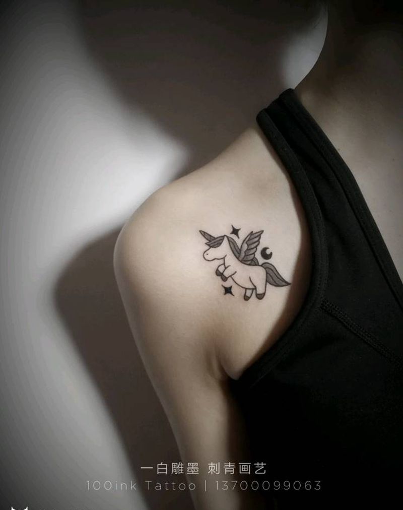 独角兽纹身图片_肩部清新动物成品纹身图案