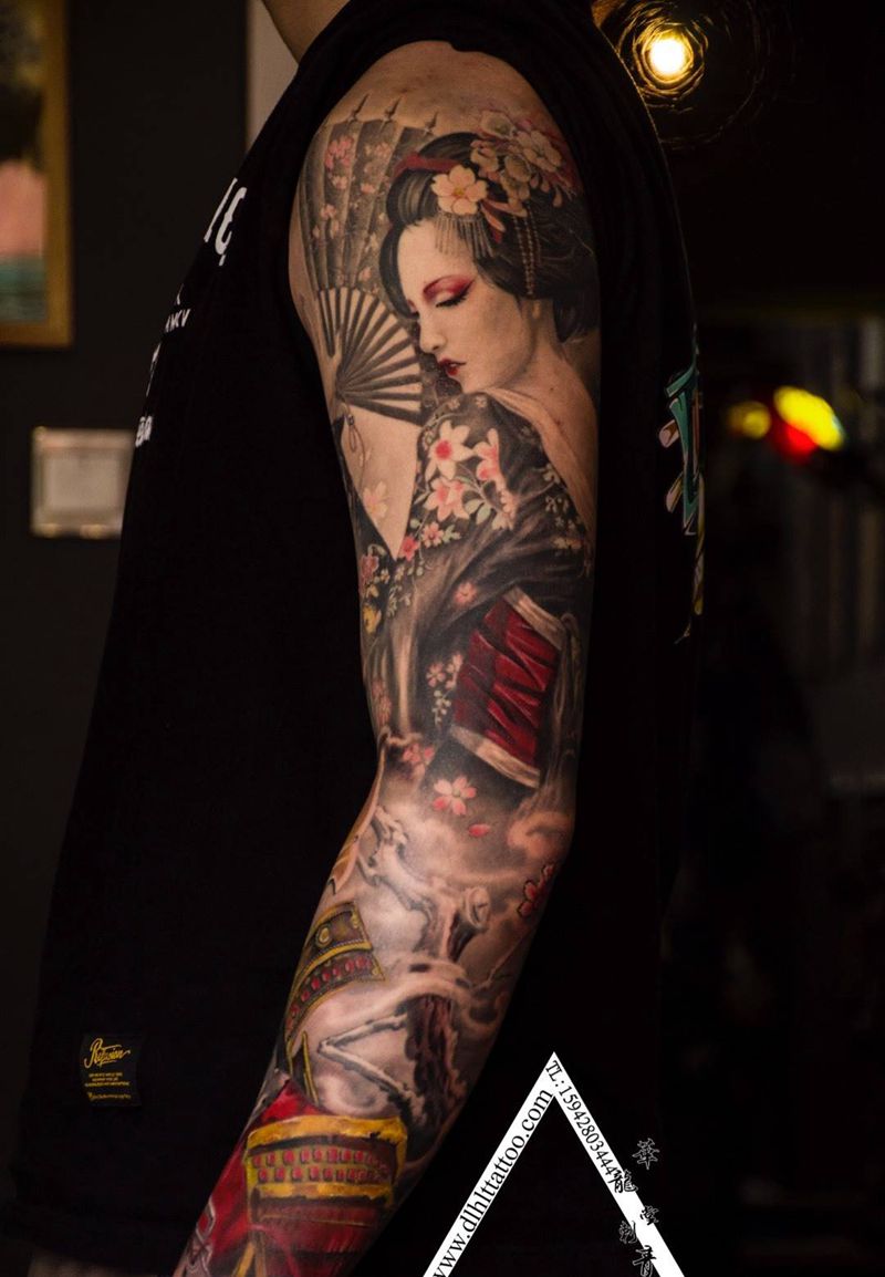 大连华龙堂刺青纹身图片