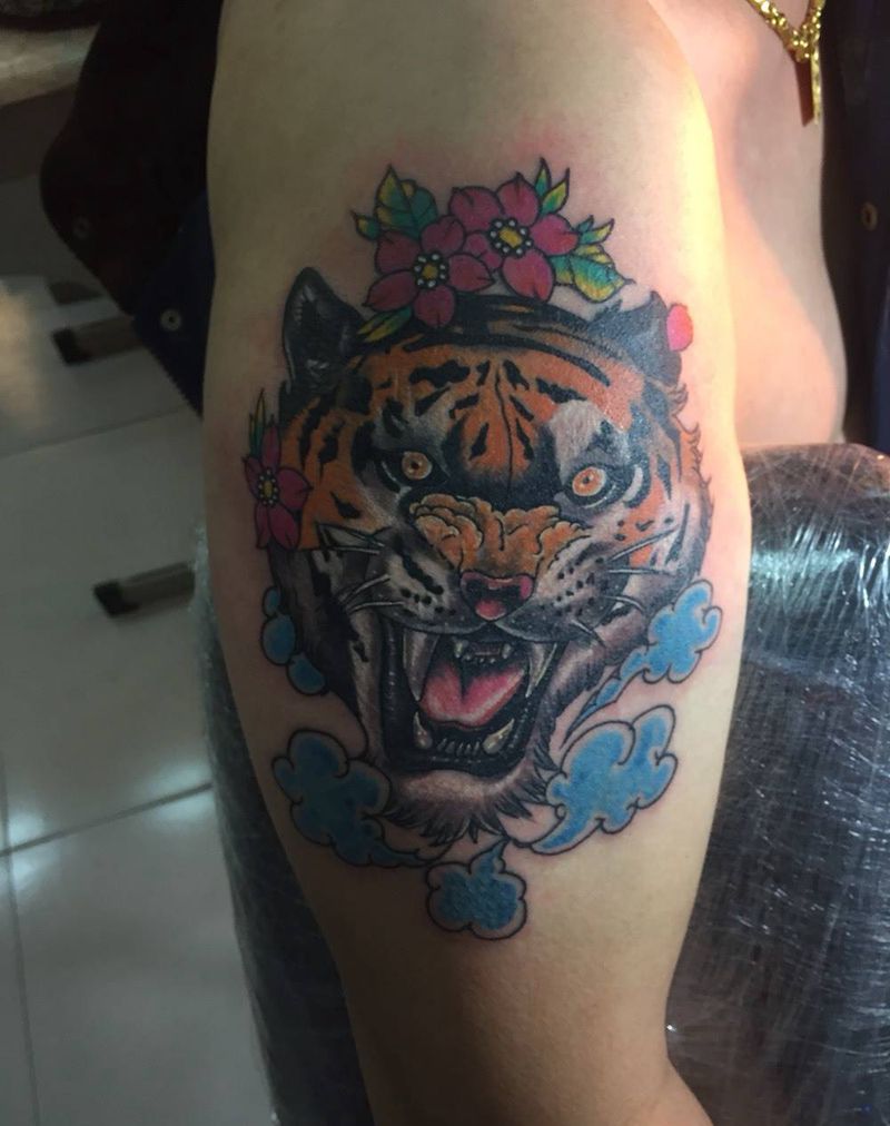 虎纹身图片_成品臀部欧美动物纹身图案