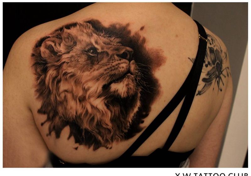 狮子纹身图片_小伟刺青动物欧美纹身图案