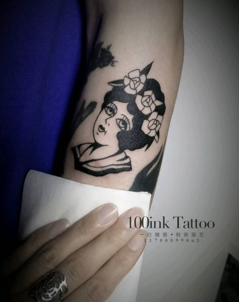 old school女孩纹身图片_手臂欧美人物成品纹身图案