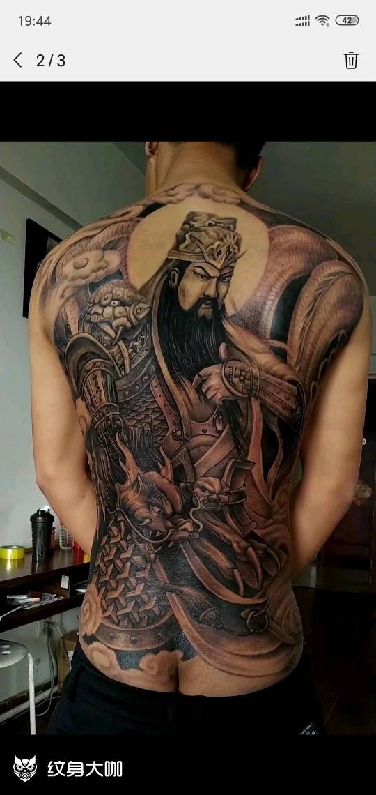 关云长纹身图片_背部新传统纹身图案