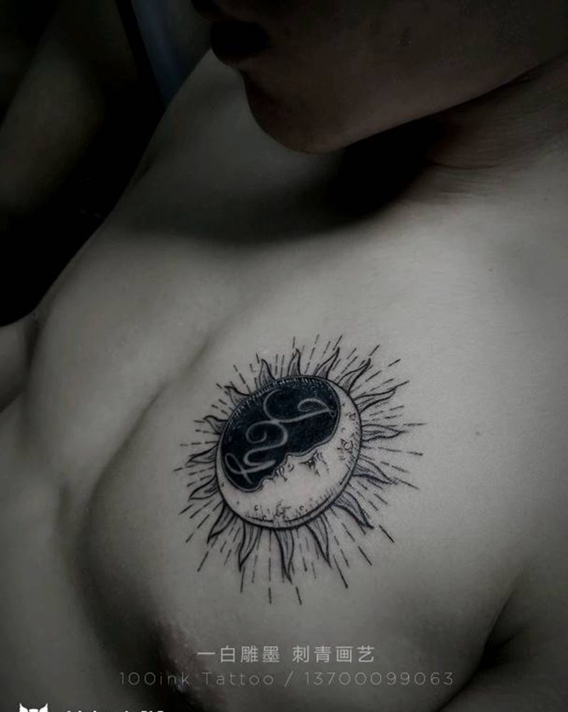 日月同辉纹身图片_胸部清新原创成品纹身图案