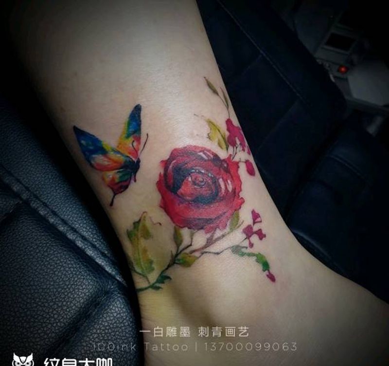 蝶恋花纹身图片_脚部欧美植物原创成品纹身图案
