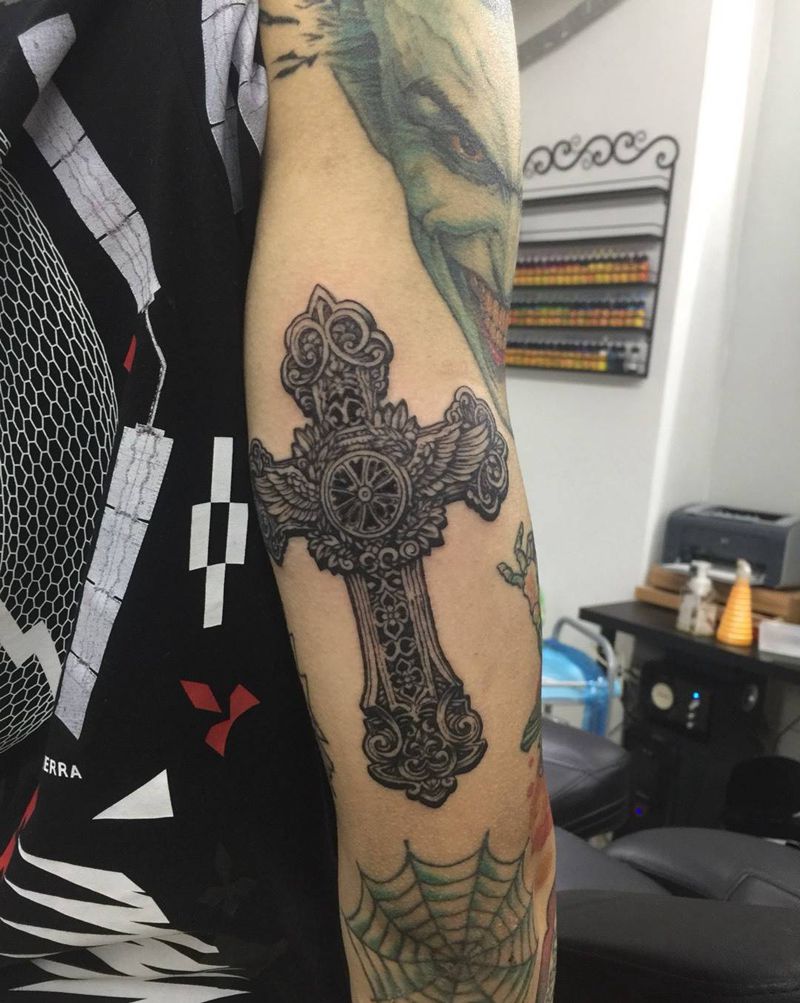 十字架纹身图片