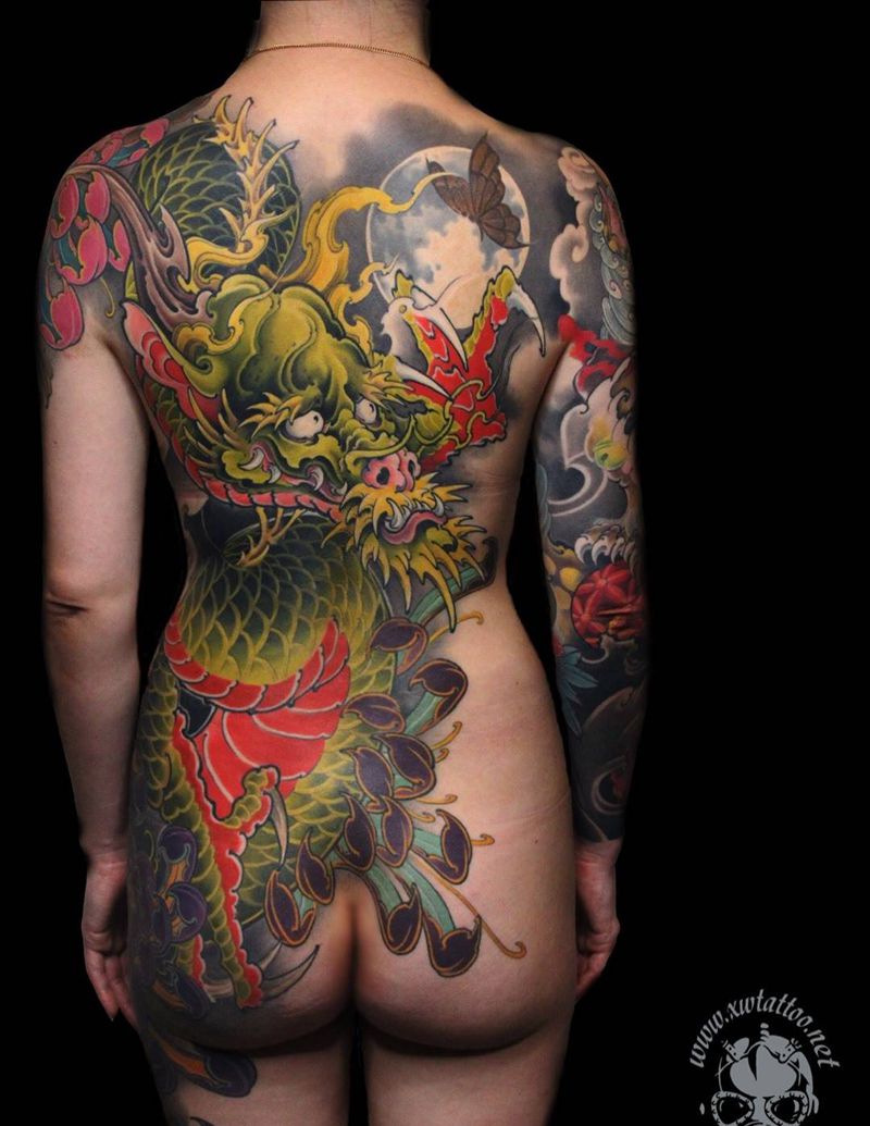 满背龙纹身图片_背部新传统小伟刺青纹身图案