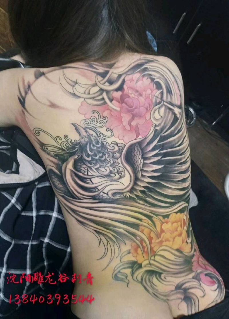 美女凤凰图纹身图片_背部新传统纹身图案