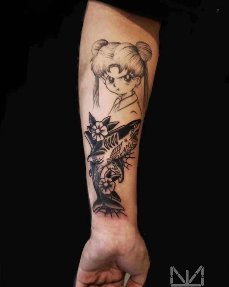 os鲨鱼纹身图片_手臂Old School纹身图案