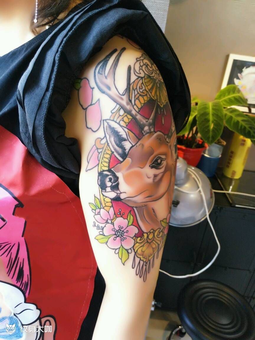 school鹿未完下次继续纹身图片_手臂欧美动物静物成品纹身图案