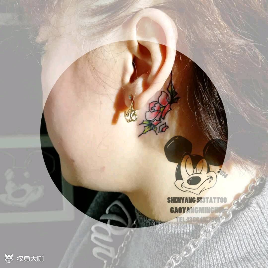 原创耳后小清新纹身图片_颈部欧美清新植物原创成品纹身图案