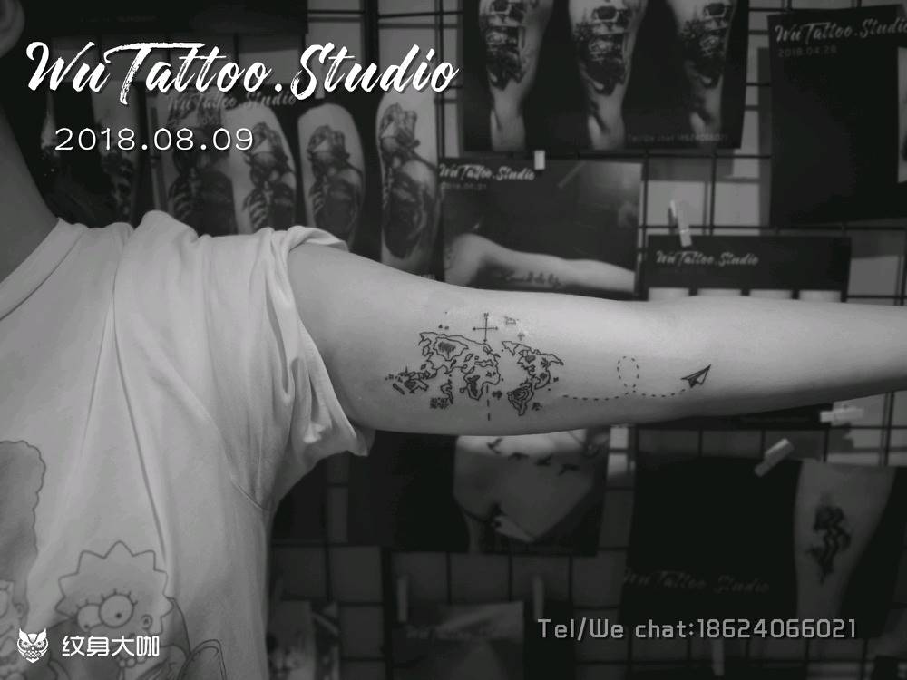 地图纹身图片_手臂纹身图案