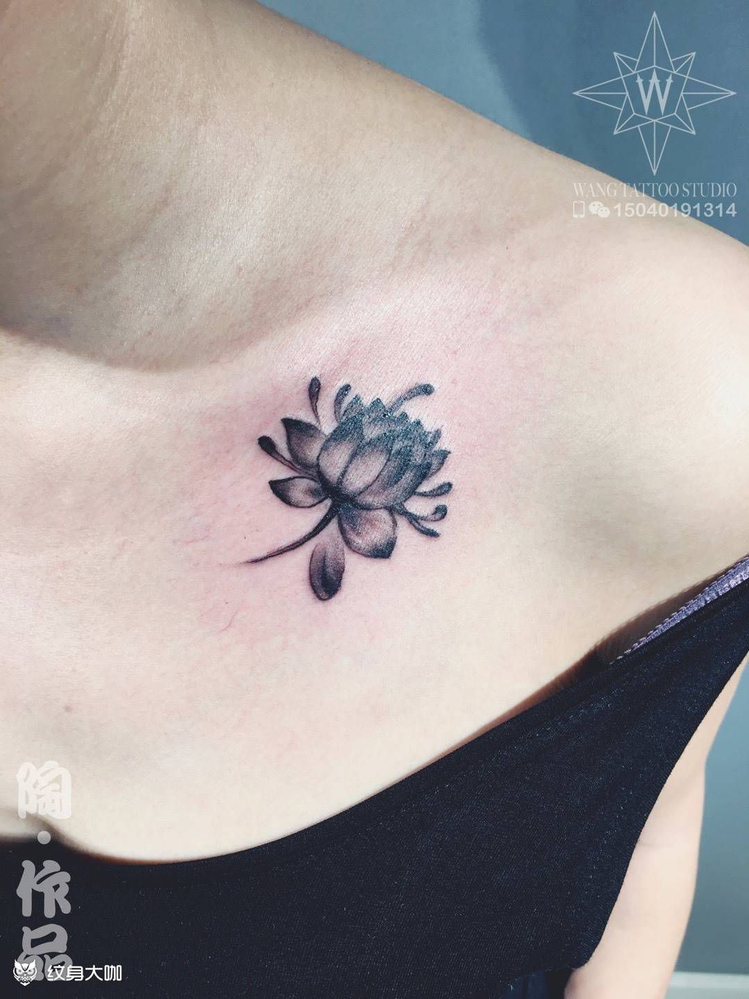 《花》纹身图片_成品胸部清新传统植物纹身图案