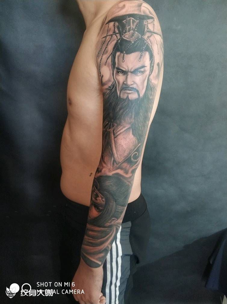 浙江小伙一对花臂纹身图片_手臂新传统纹身图案