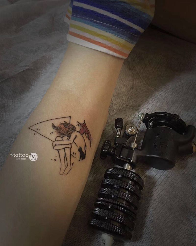 小清新纹身图片_手臂几何女孩小清新纹身图案