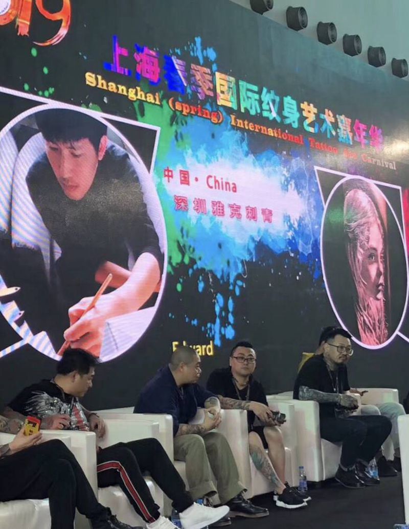 上海国际纹身展会评纹身图片_新传统老传统纹身图案