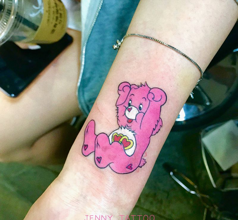 遮盖小纹身纹身图片_手臂New School小熊纹身图案