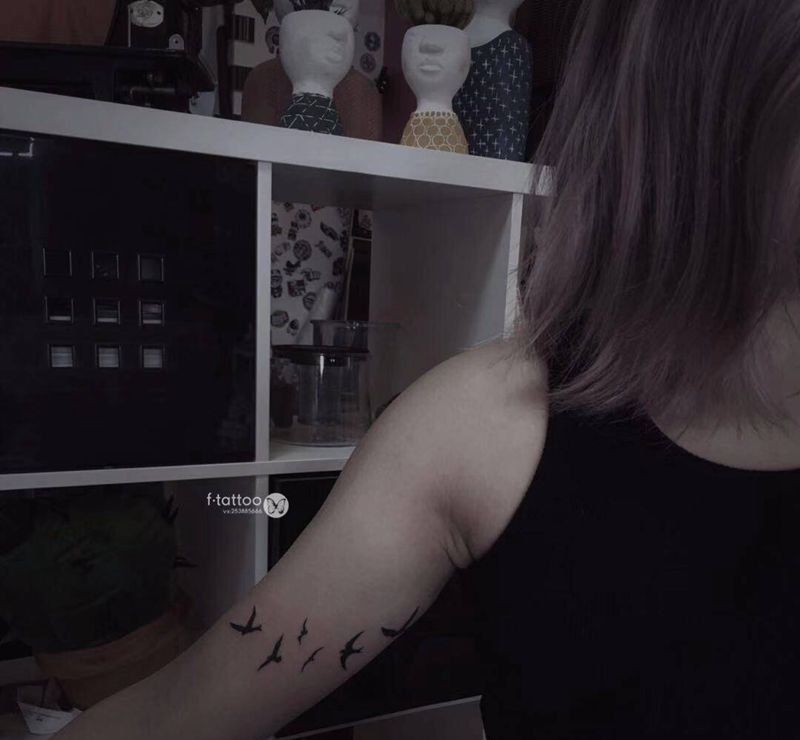 大雁.纹身图片_手臂大雁小清新纹身图案