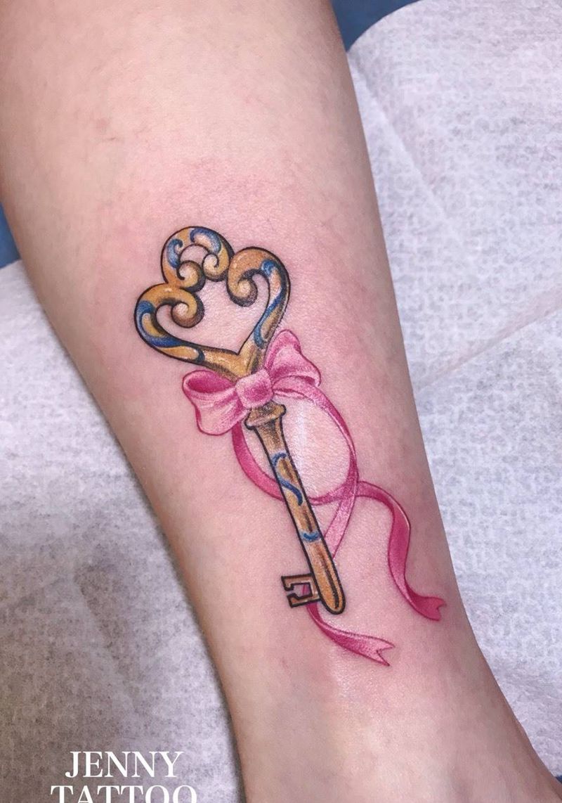 钥匙纹身图片_成品腿部清新习俗欧美静物贴纸纹身图案