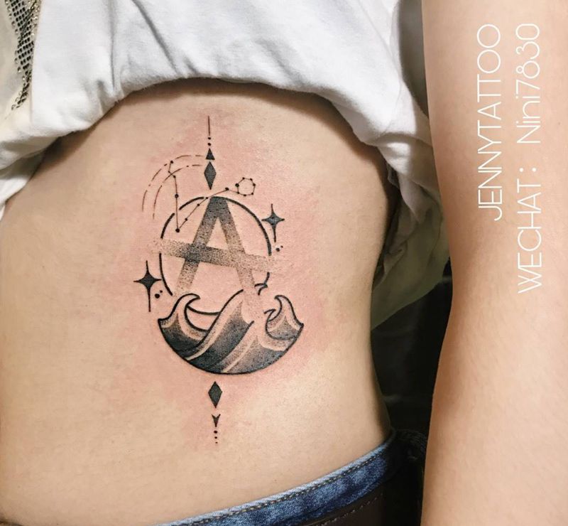 原创设计纹身图片_腰部点刺几何纹身图案