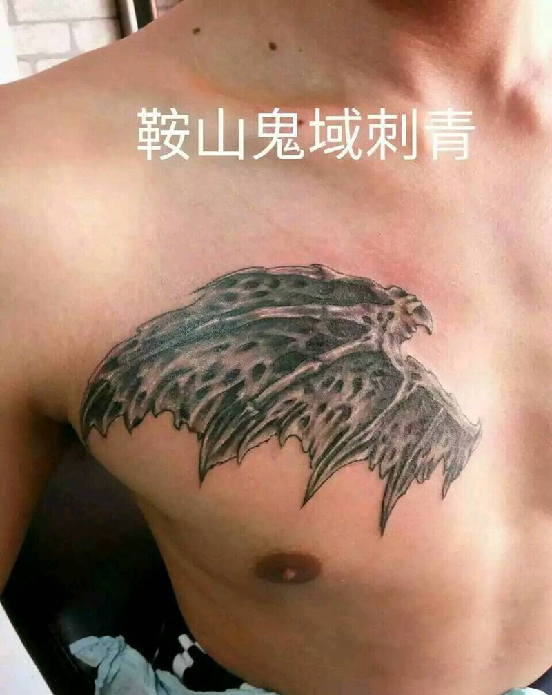 翅膀纹身图片