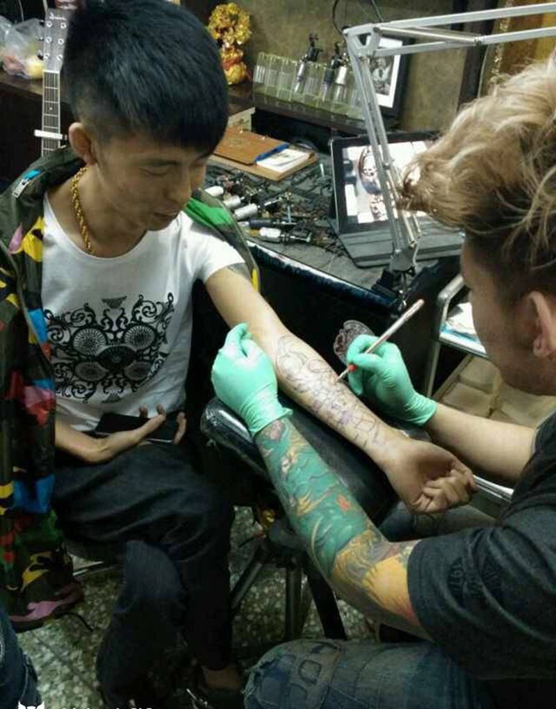 冕哥的纹身纹身图片