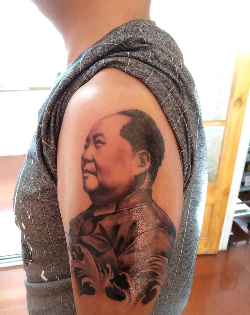 伟大的毛爷爷纹身图片_手臂欧美写实纹身图案