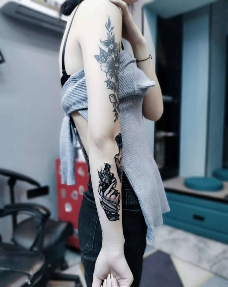 暗黑拼接花臂纹身图片_手臂点刺纹身图案