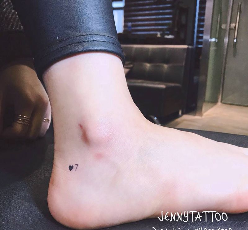 小图纹身图片_成品脚部清新纹身图案