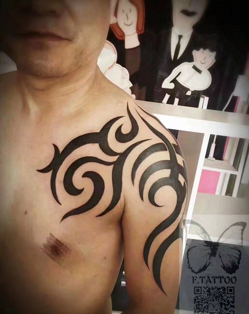 自由纹身图片_成品手臂图腾纹身图案