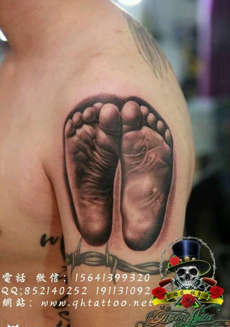 小脚丫纹身图片_手臂欧美写实人物原创成品纹身图案