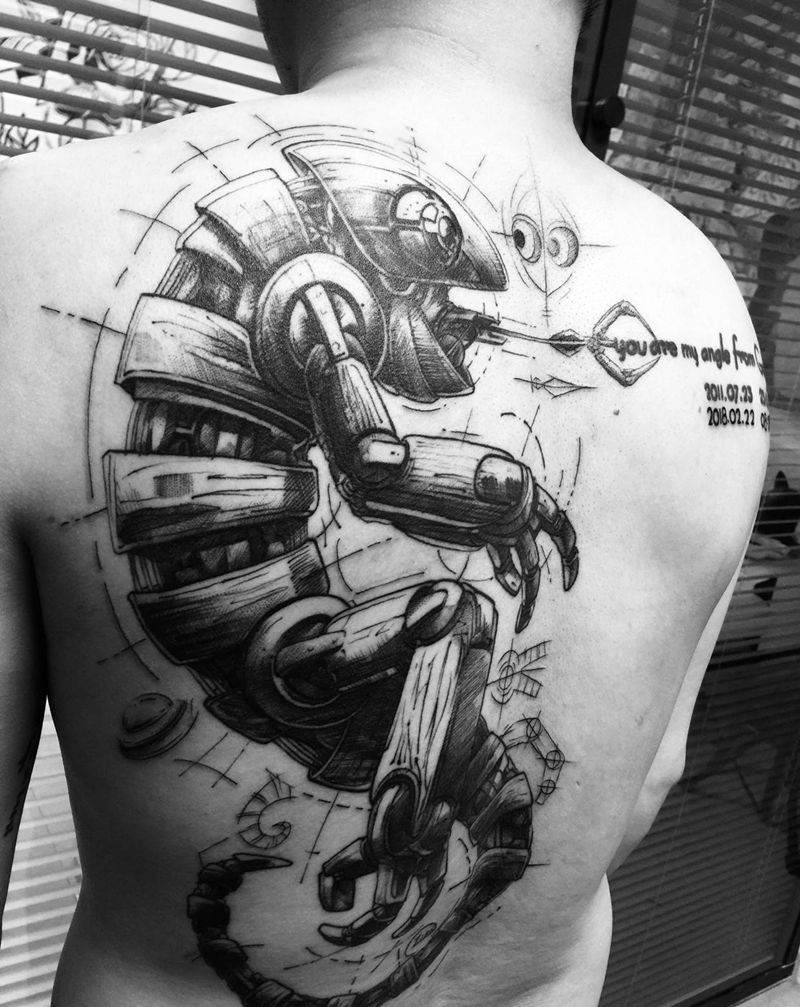 机械蜥蜴纹身图片_背部纹身图案